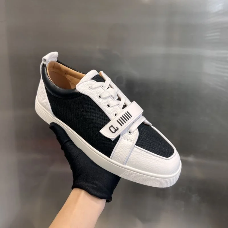 SmoothTexture Christian Louboutin Low Shoes 22673
