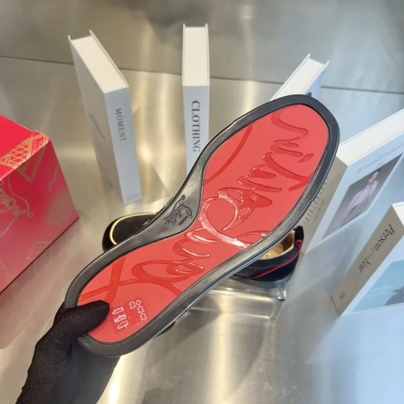Christian Louboutin Low Shoes Attractive 22696