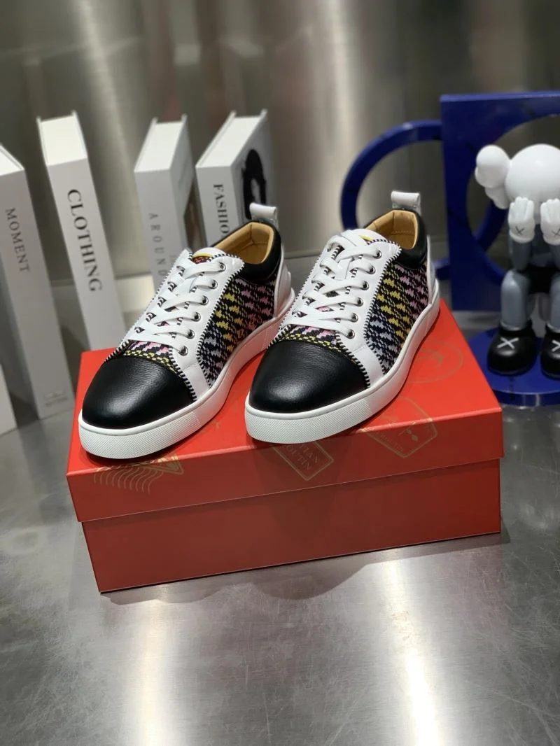 MultiPurpose Christian Louboutin Low Shoes 22656