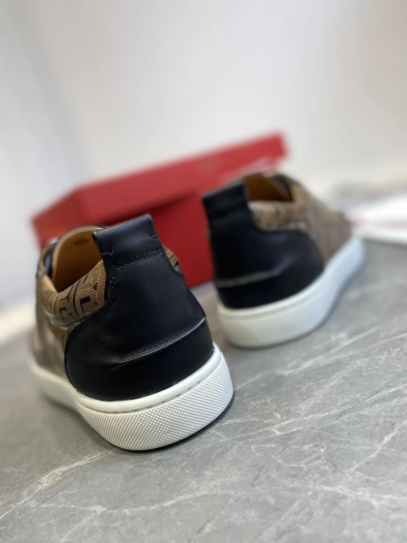 Christian Louboutin Low Shoes Breathable 22692