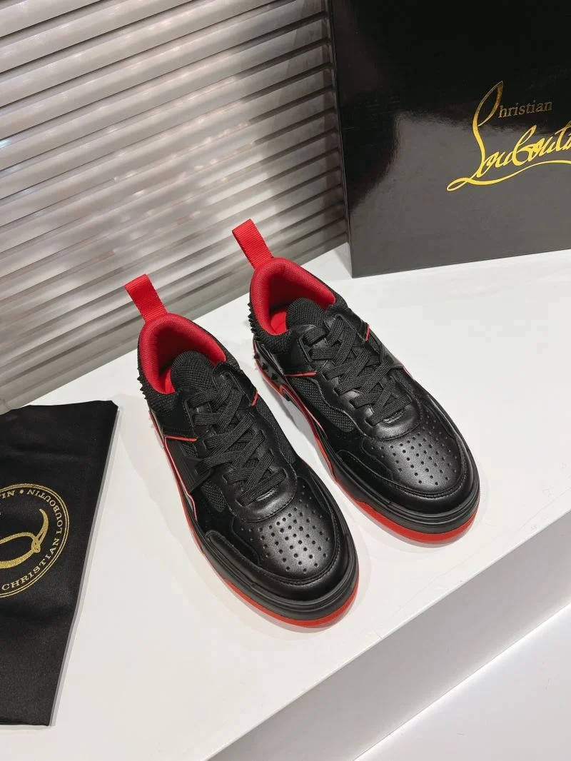 Trendsetting Christian Louboutin Low Shoes 22636