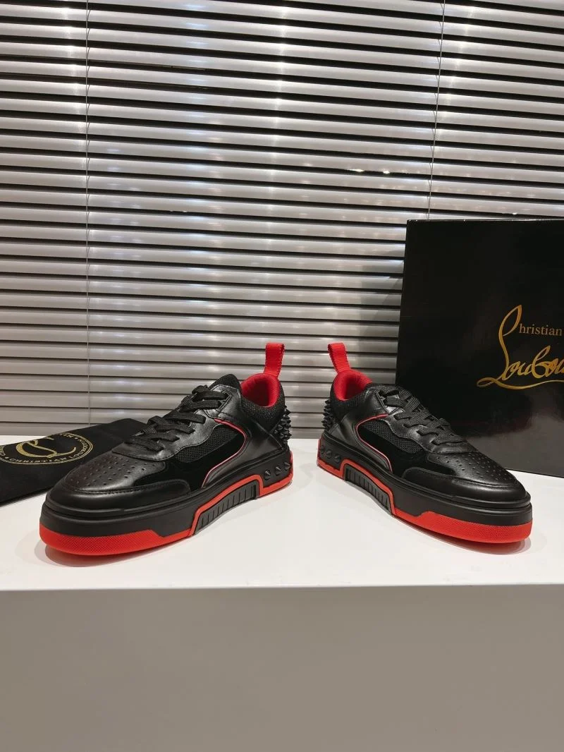 Trendsetting Christian Louboutin Low Shoes 22636