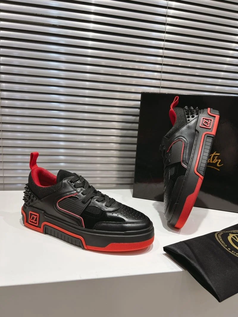 Trendsetting Christian Louboutin Low Shoes 22636
