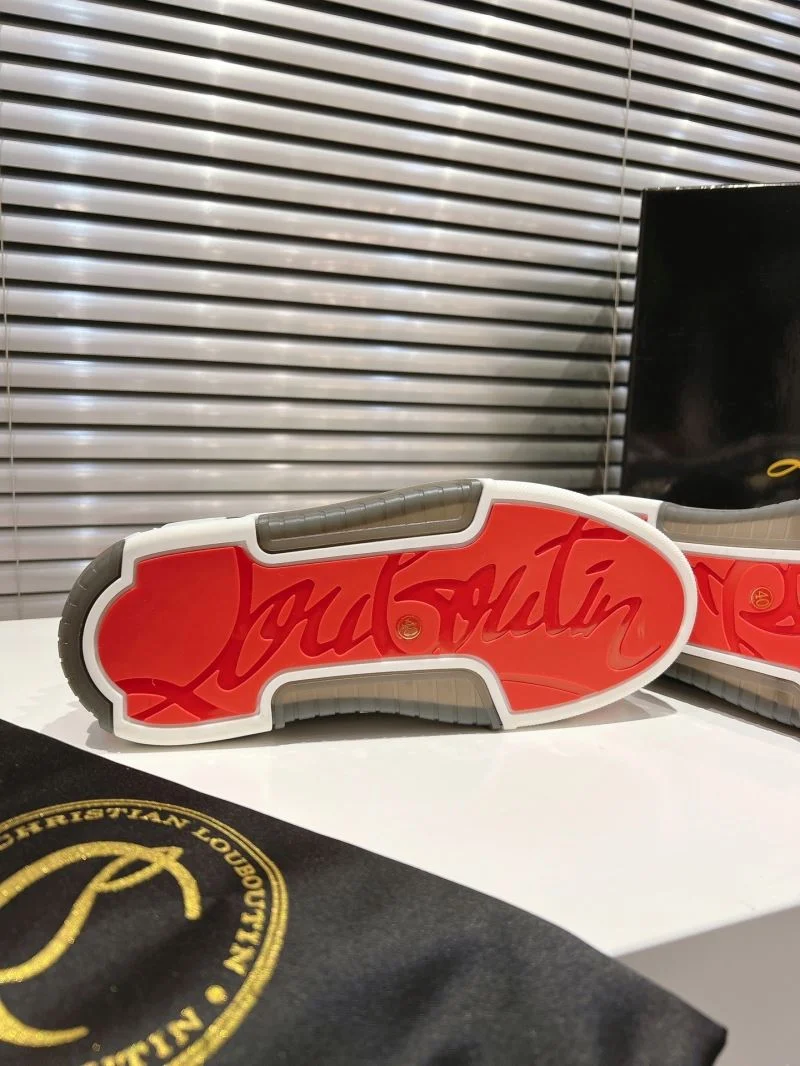 FashionForward Christian Louboutin Low Shoes 22638