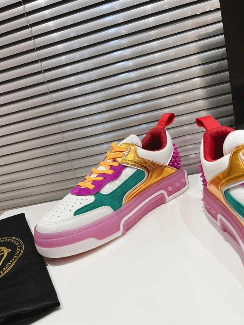 Christian Louboutin Low Shoes Resilient 22634
