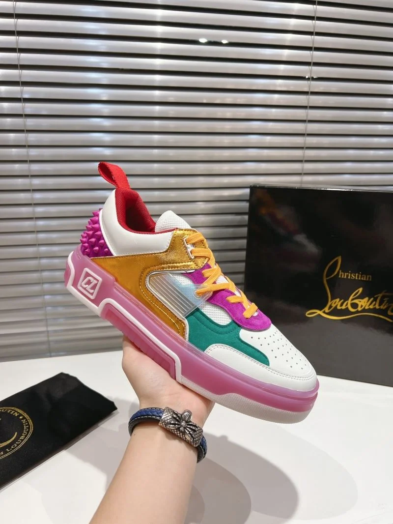 Christian Louboutin Low Shoes Resilient 22634