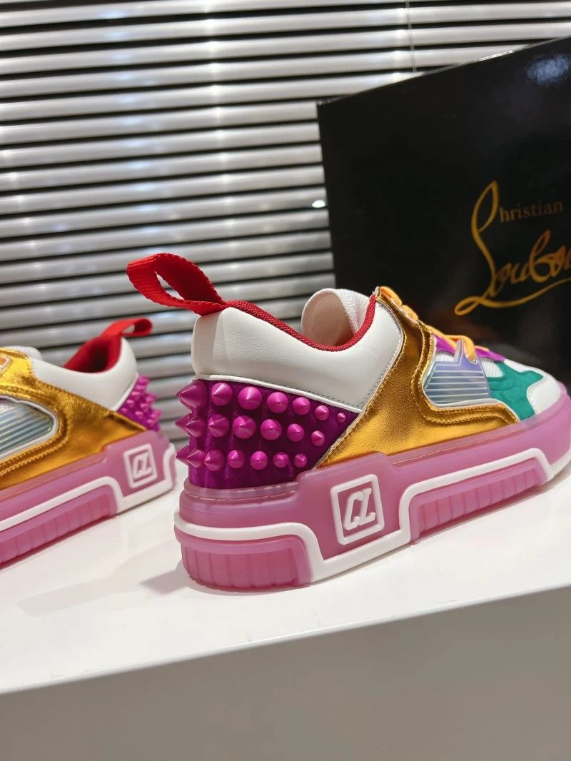 Christian Louboutin Low Shoes Resilient 22634