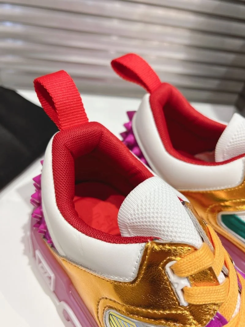 Christian Louboutin Low Shoes Resilient 22634