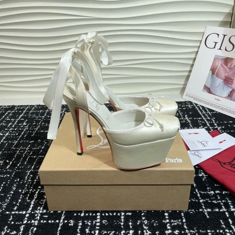 Christian Louboutin Sandals Trendy 22756