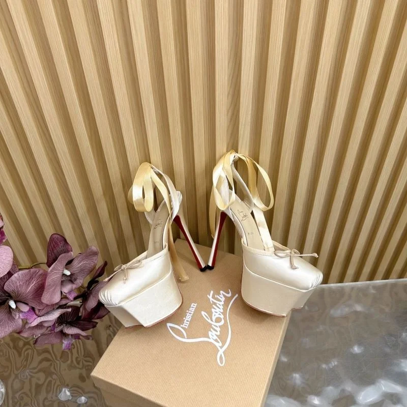 Christian Louboutin Sandals UrbanStyle 22772