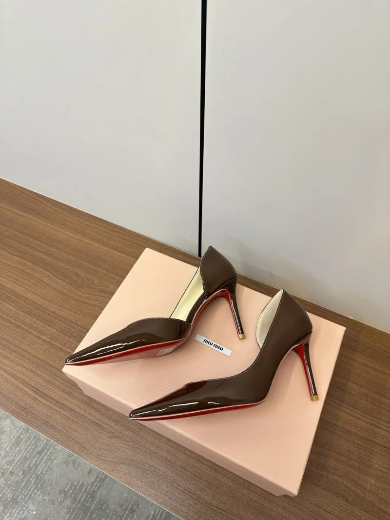 NewStyle Christian Louboutin Sandals 22748