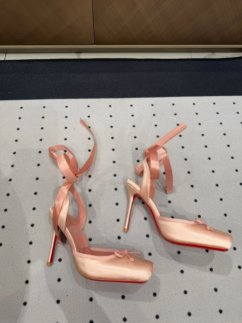 Stretchable Christian Louboutin Sandals 22604