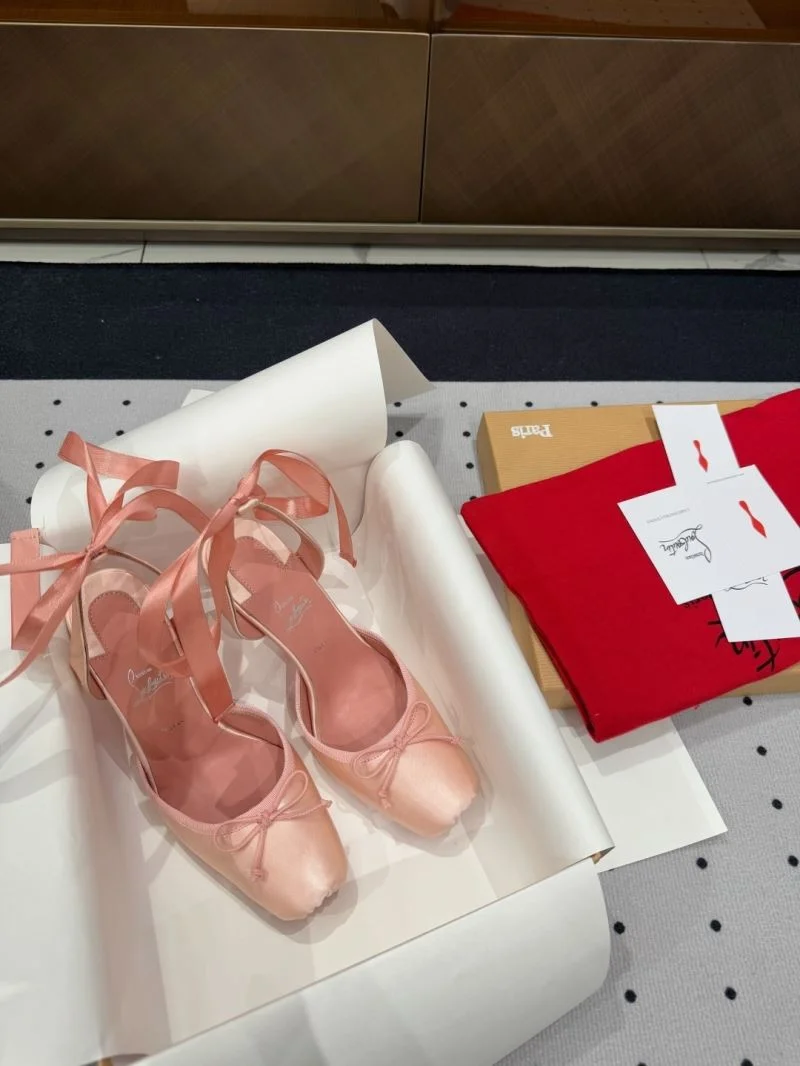 Stretchable Christian Louboutin Sandals 22604