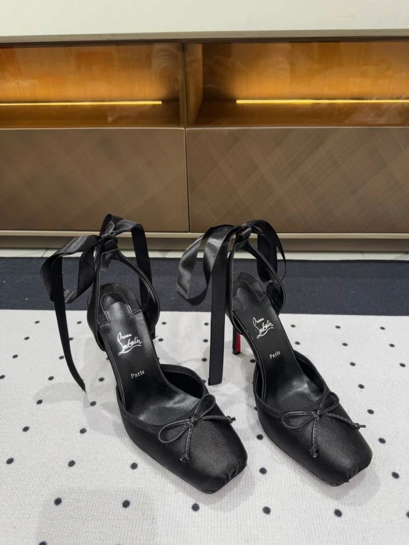 Christian Louboutin Sandals MultiPurpose 22600