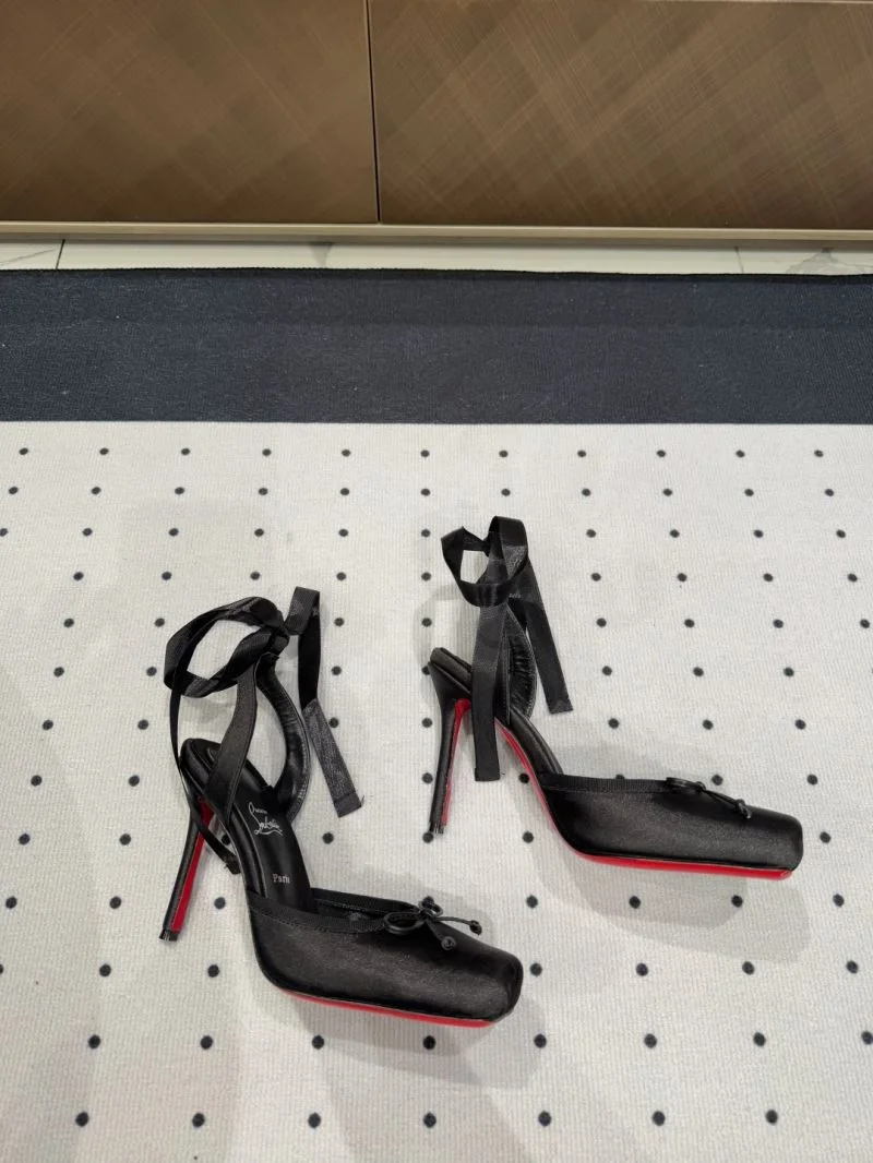 Christian Louboutin Sandals MultiPurpose 22600