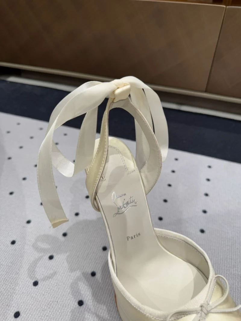 Efficient Christian Louboutin Sandals 22597