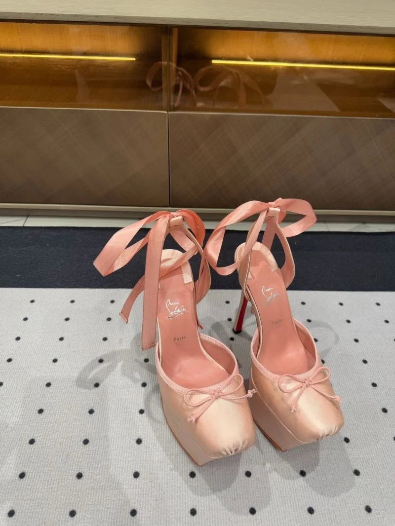 Unisex Christian Louboutin Sandals 22598