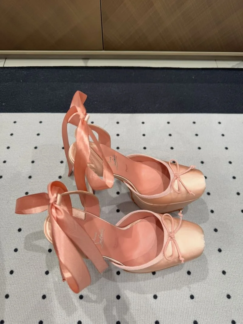 Unisex Christian Louboutin Sandals 22598