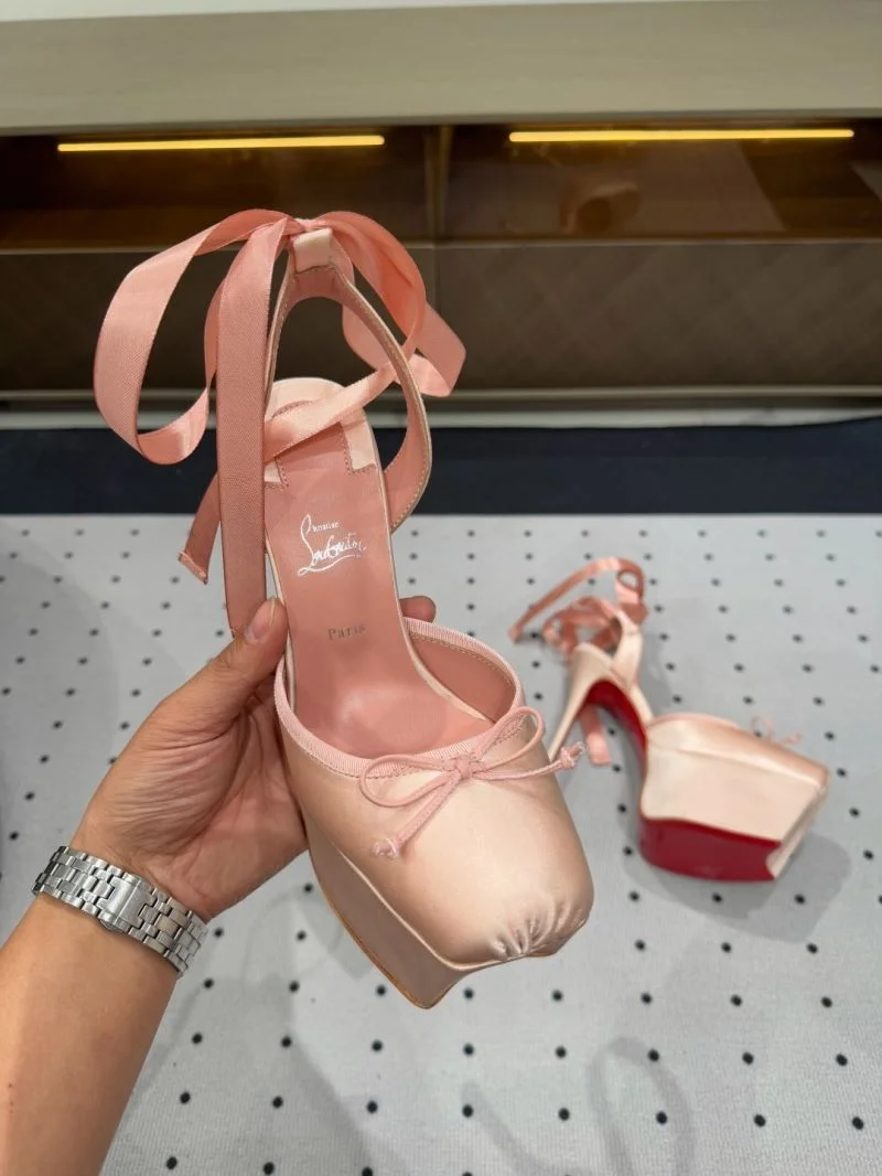 Unisex Christian Louboutin Sandals 22598