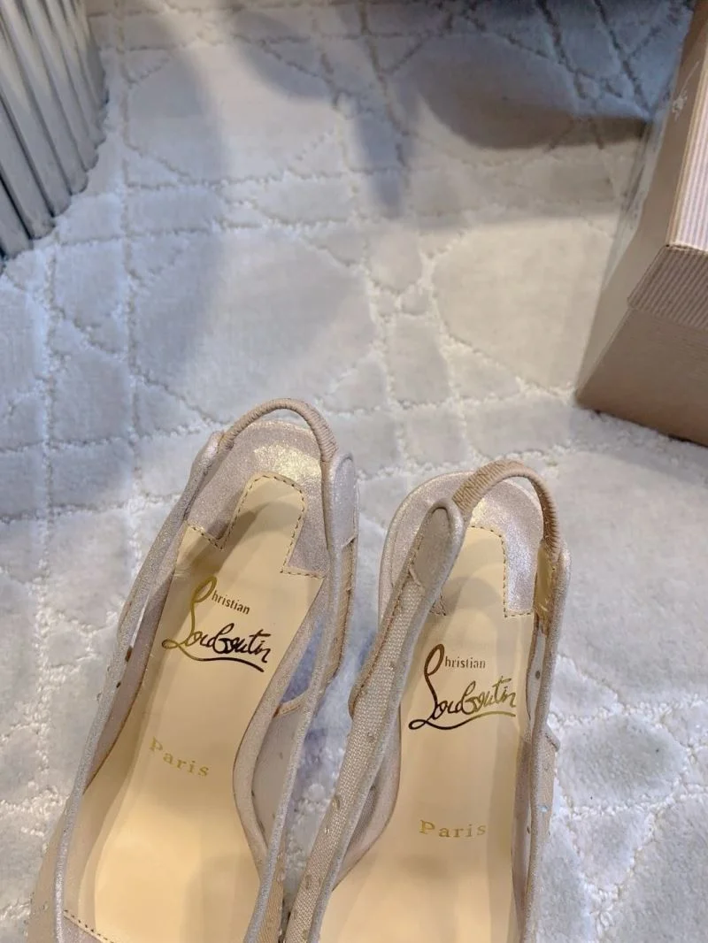 Elegant Christian Louboutin Sandals 22795