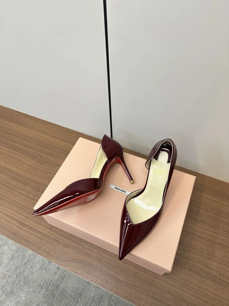 Minimalist Christian Louboutin Sandals 22596
