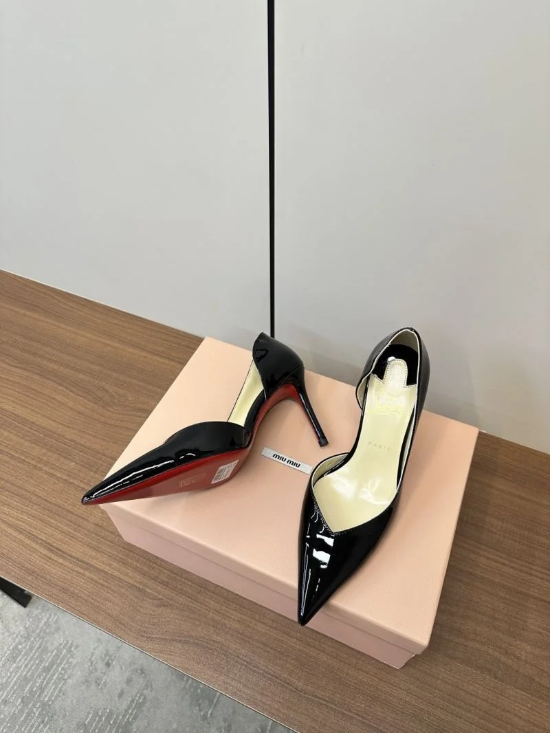 Versatile Christian Louboutin Sandals 22587