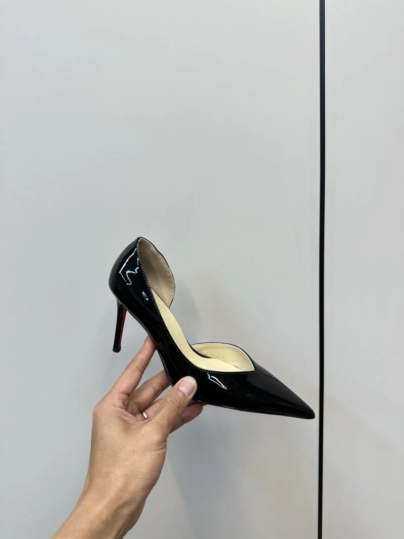 Versatile Christian Louboutin Sandals 22587