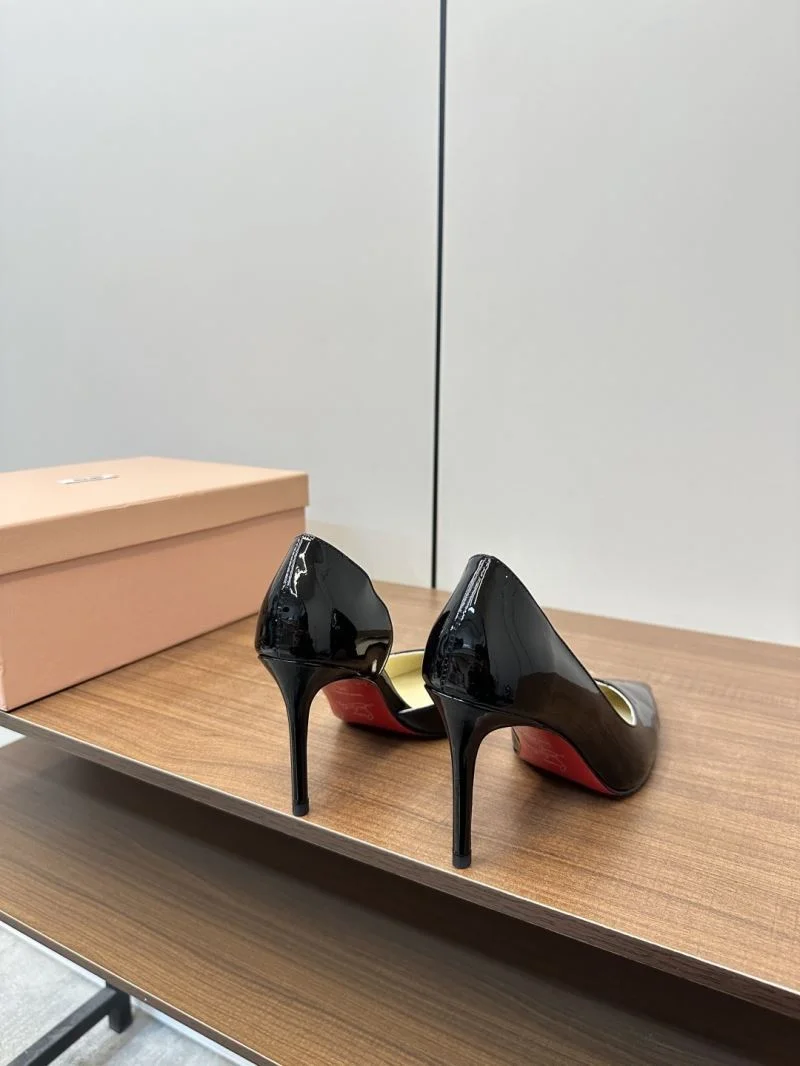Versatile Christian Louboutin Sandals 22587