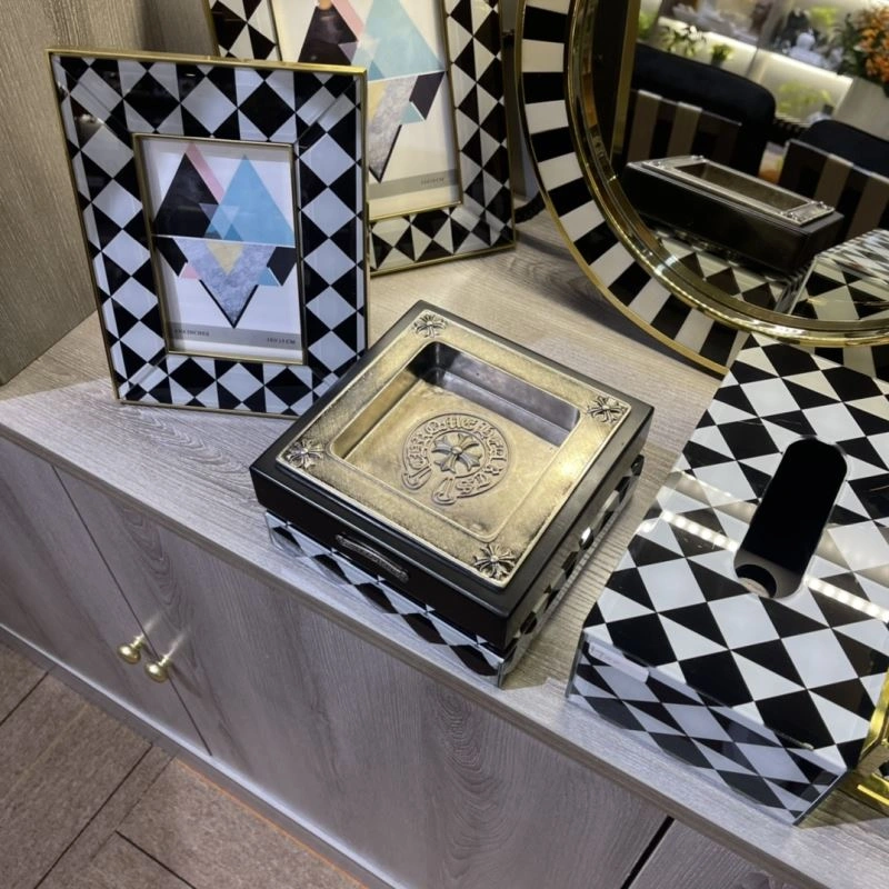Cozy Chrome Hearts Ashtrays 255549
