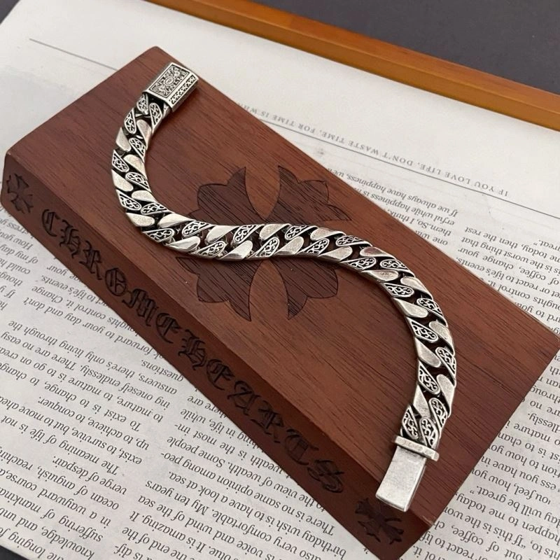 Chrome Hearts Bracelets Sporty 242553