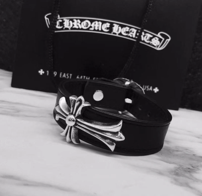 Sleek Chrome Hearts Bracelets 242517