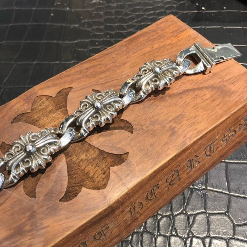 Contemporary Chrome Hearts Bracelets 241529