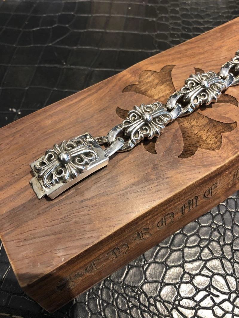 Contemporary Chrome Hearts Bracelets 241529