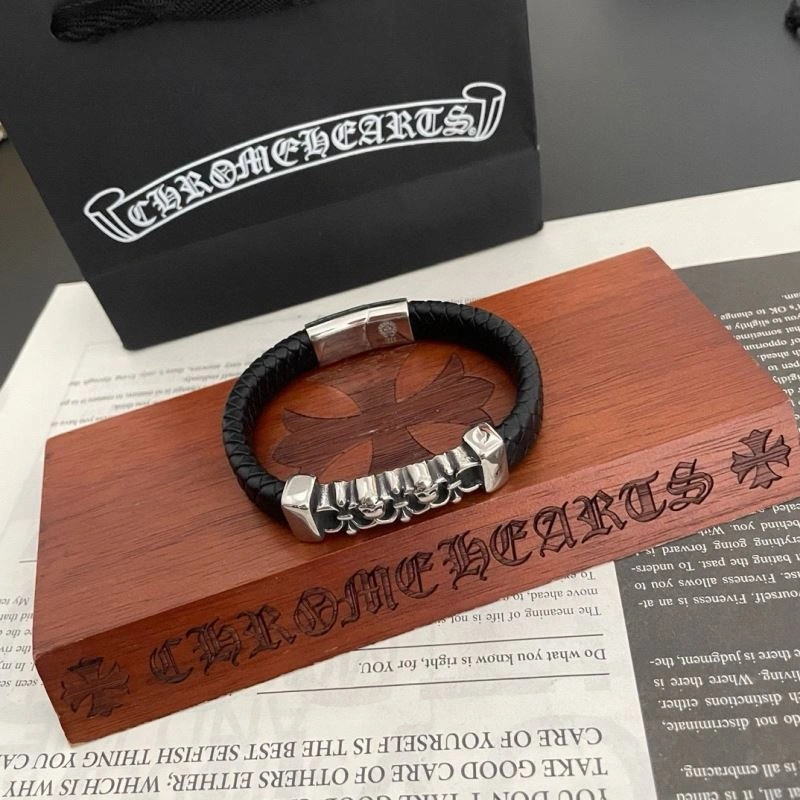 Fashionable Chrome Hearts Bracelets 241479
