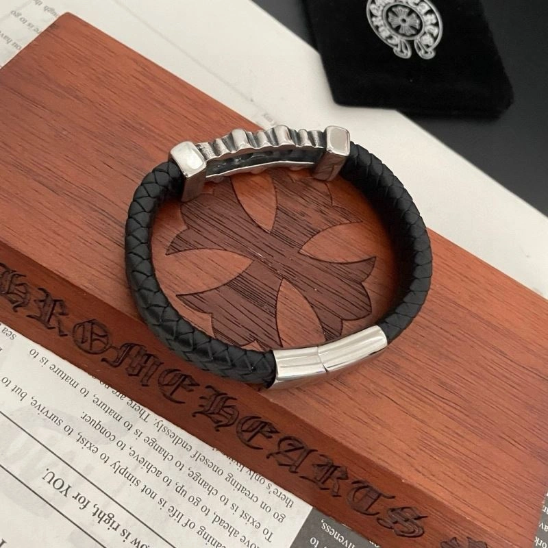 Fashionable Chrome Hearts Bracelets 241479