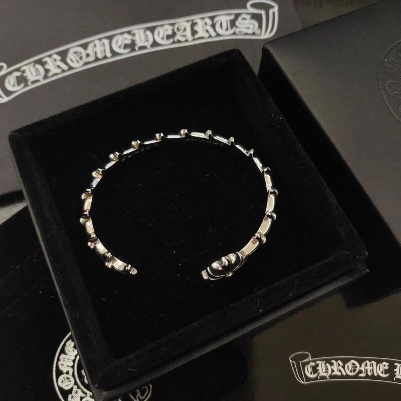 UrbanStyle Chrome Hearts Bracelets 241411