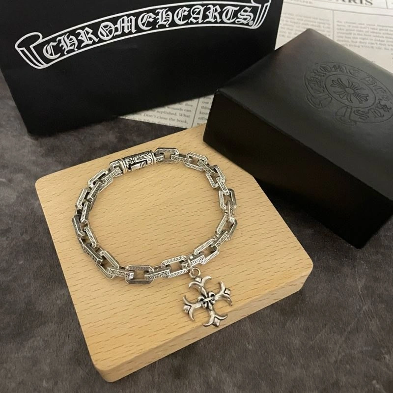 Stretchable Chrome Hearts Bracelets 241435