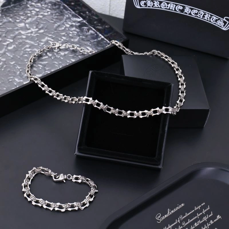 MultiPurpose Chrome Hearts Bracelets 241377