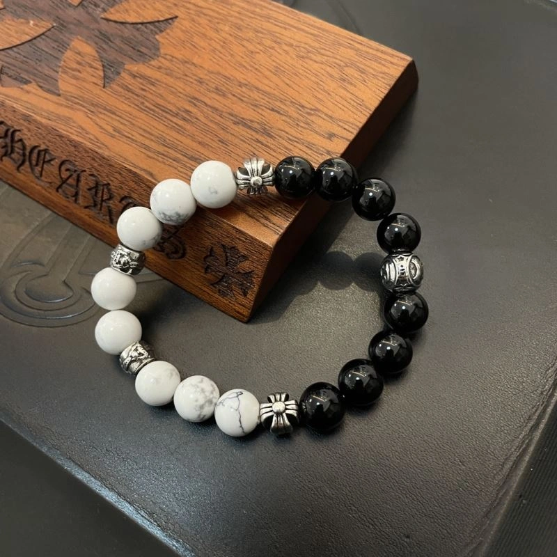 Sleek Chrome Hearts Bracelets 241346