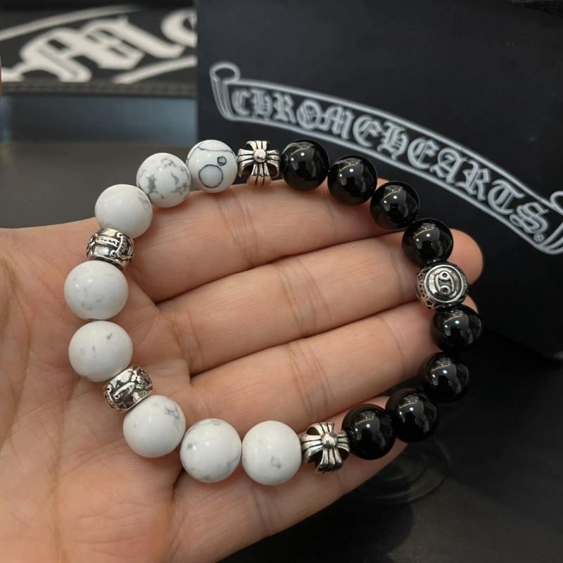 Sleek Chrome Hearts Bracelets 241346
