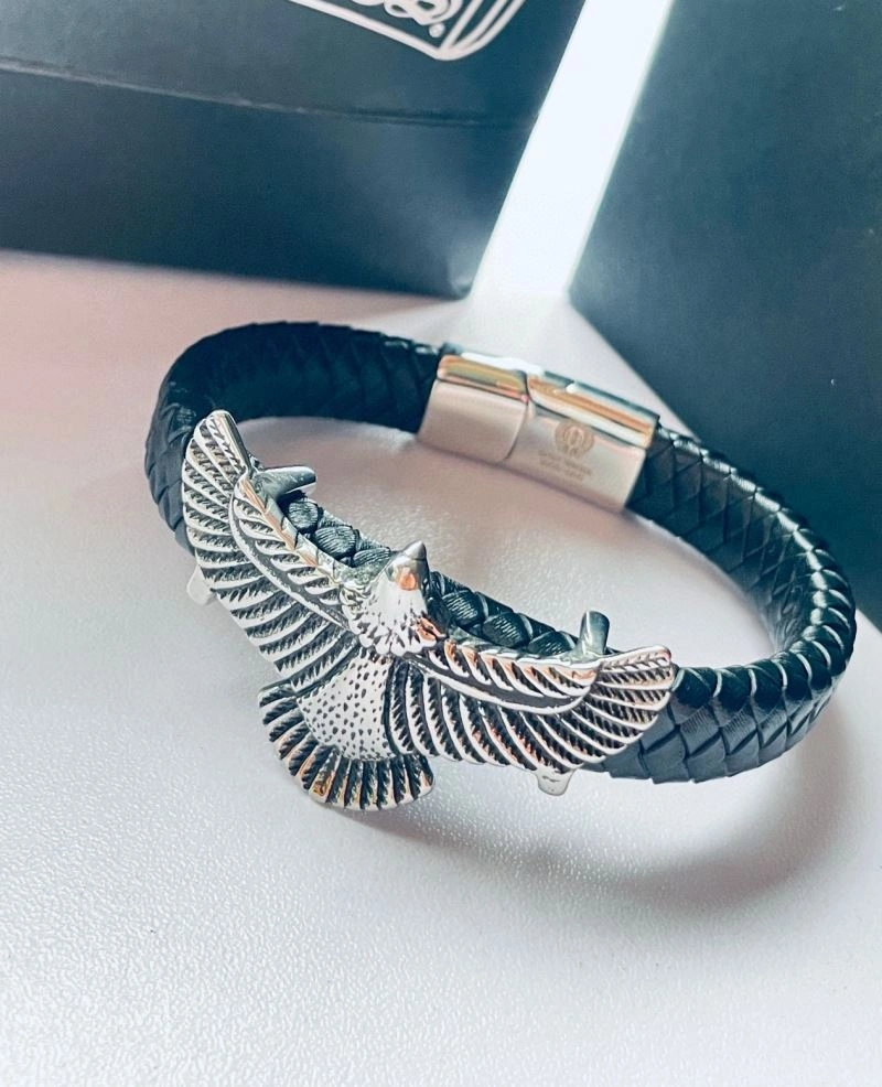 ZipUp Chrome Hearts Bracelets 240852