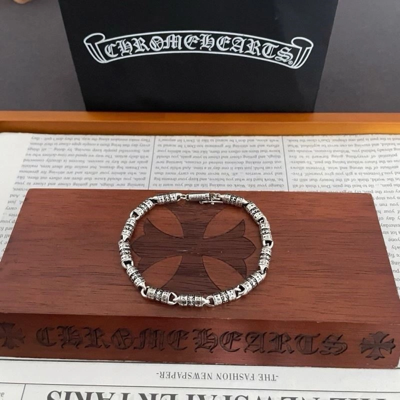 Effortless Chrome Hearts Bracelets 240365