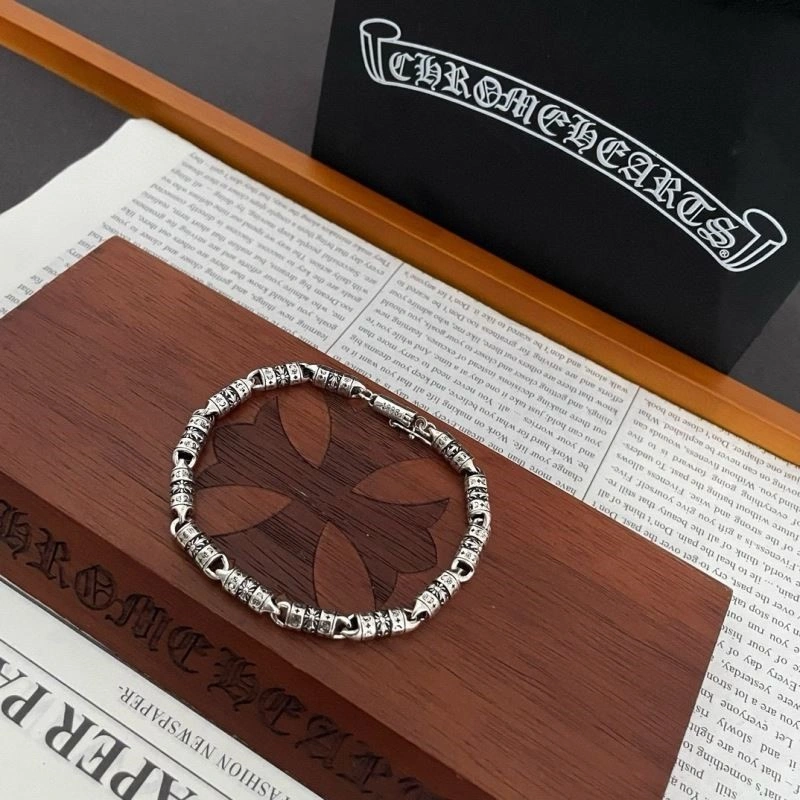 Effortless Chrome Hearts Bracelets 240365