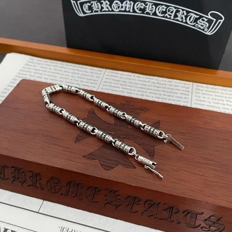 Effortless Chrome Hearts Bracelets 240365