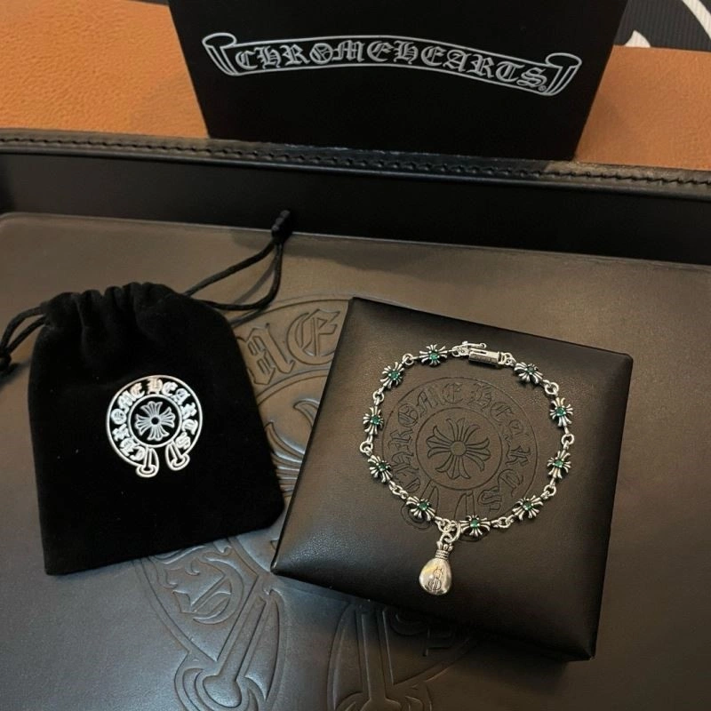 Thermal Chrome Hearts Bracelets 240288