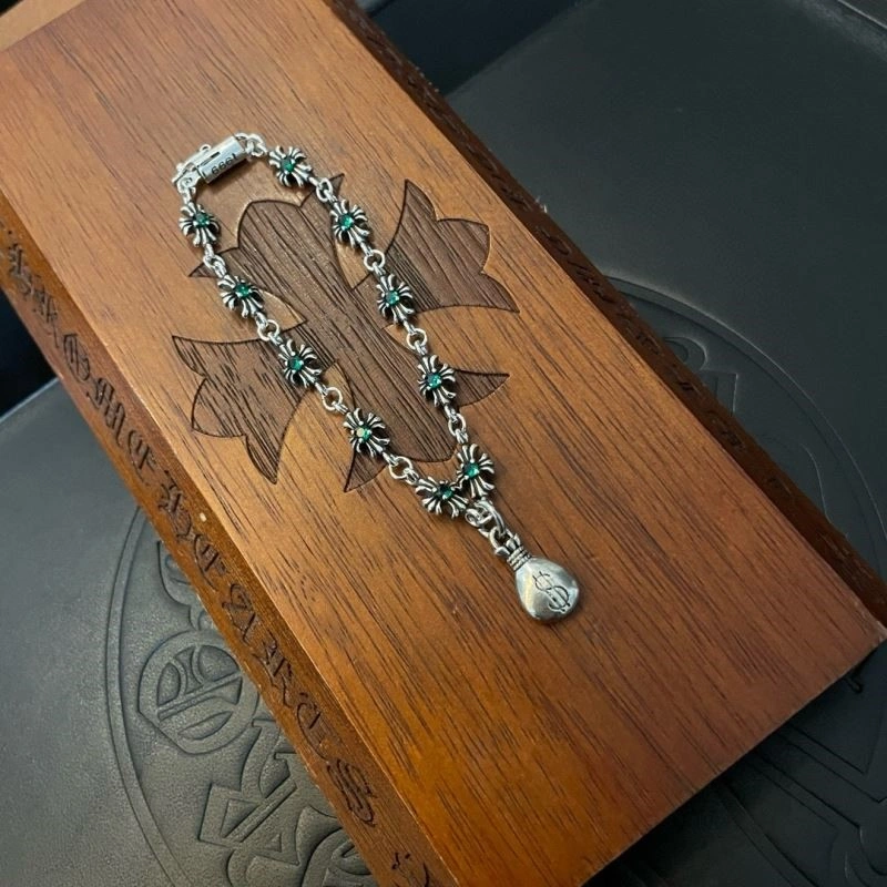 Thermal Chrome Hearts Bracelets 240288
