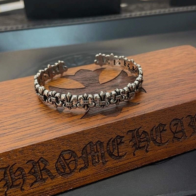 UrbanStyle Chrome Hearts Bracelets 239720