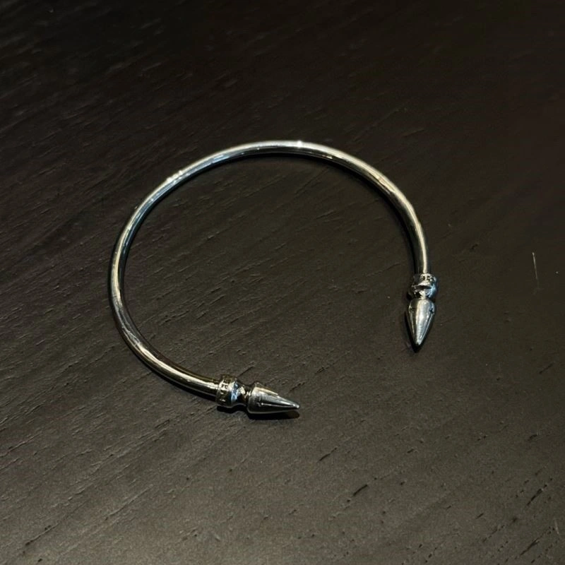 Stylish Chrome Hearts Bracelets 239066