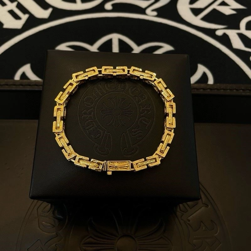 Bright Chrome Hearts Bracelets 238939