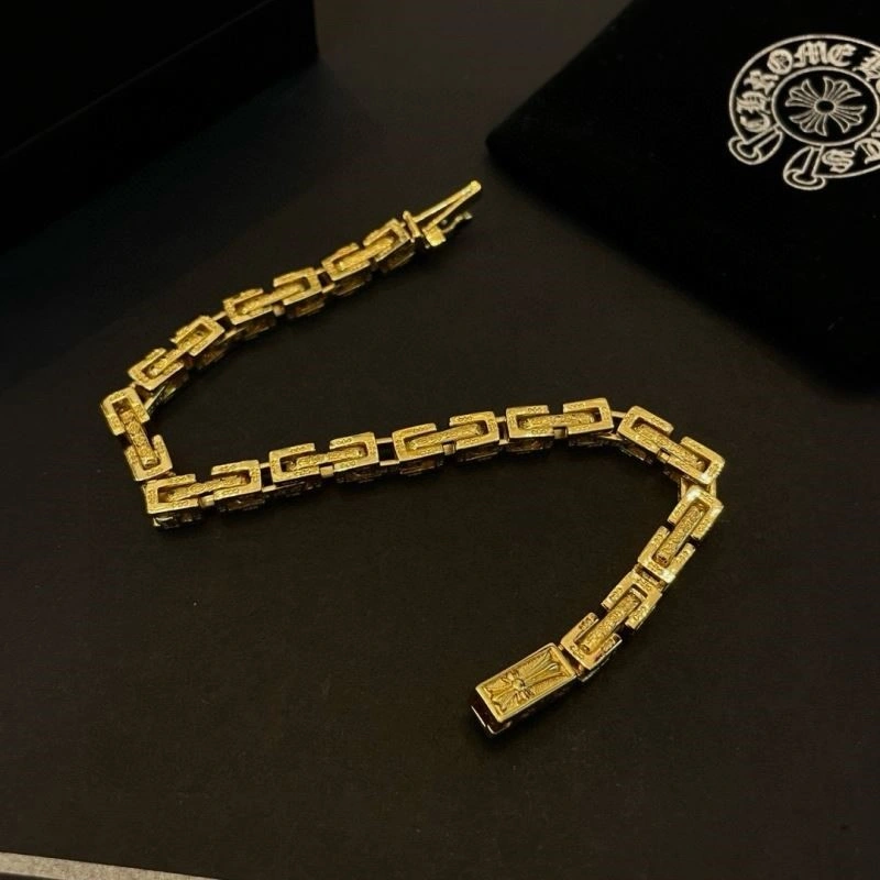 Bright Chrome Hearts Bracelets 238939